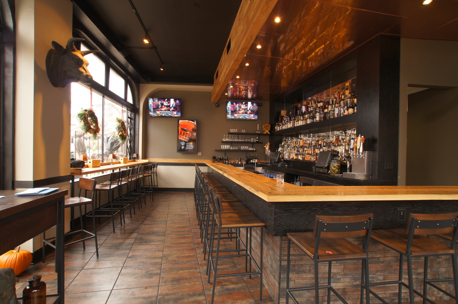 Gamlin Whiskey House