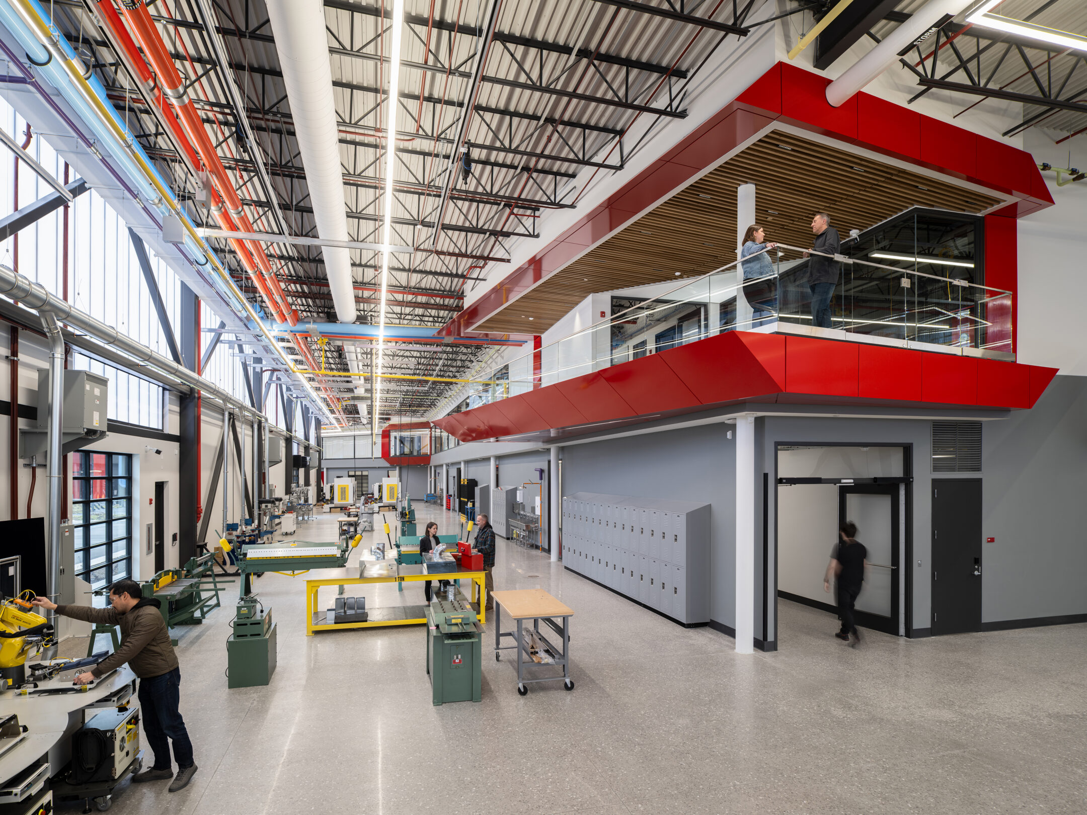 Interior view of the St. Charles Community College Regional Workforce Innovation Center Manufacturing Lab Space