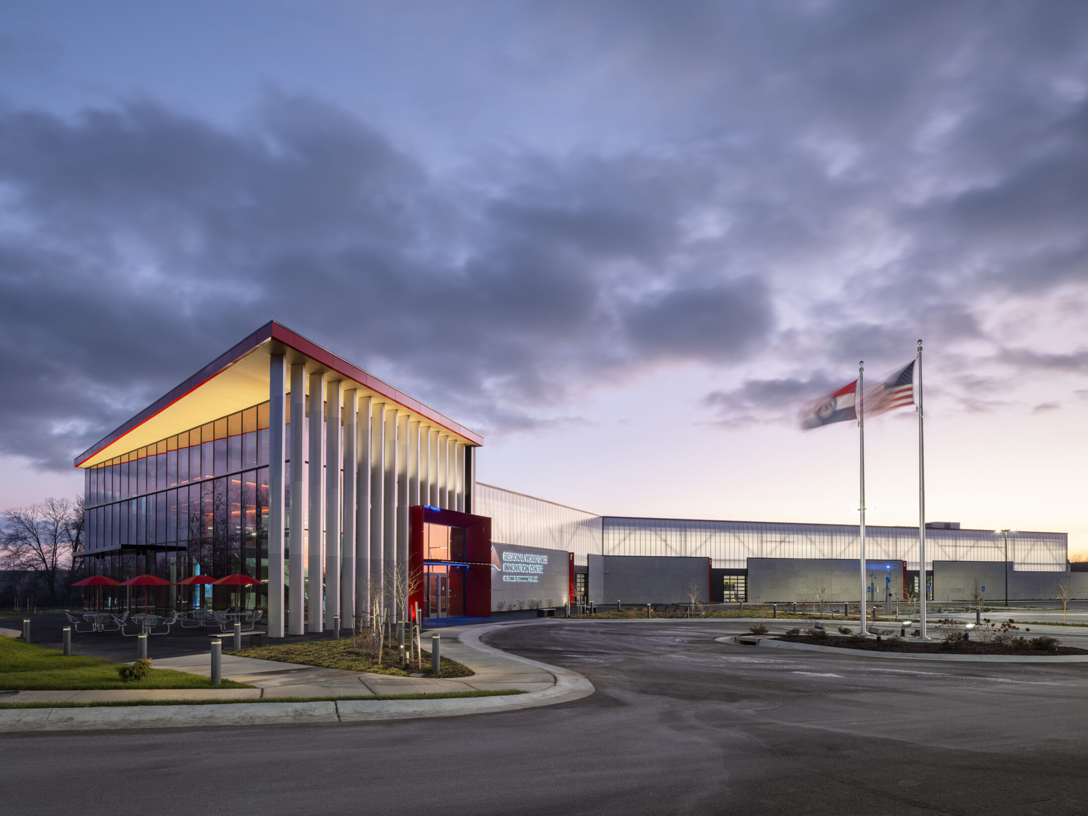 ST. CHARLES COMMUNITY COLLEGE REGIONAL WORKFORCE INNOVATION CENTER