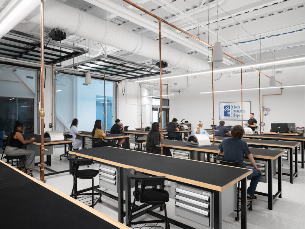 Interior view of STLCC AMC Lab